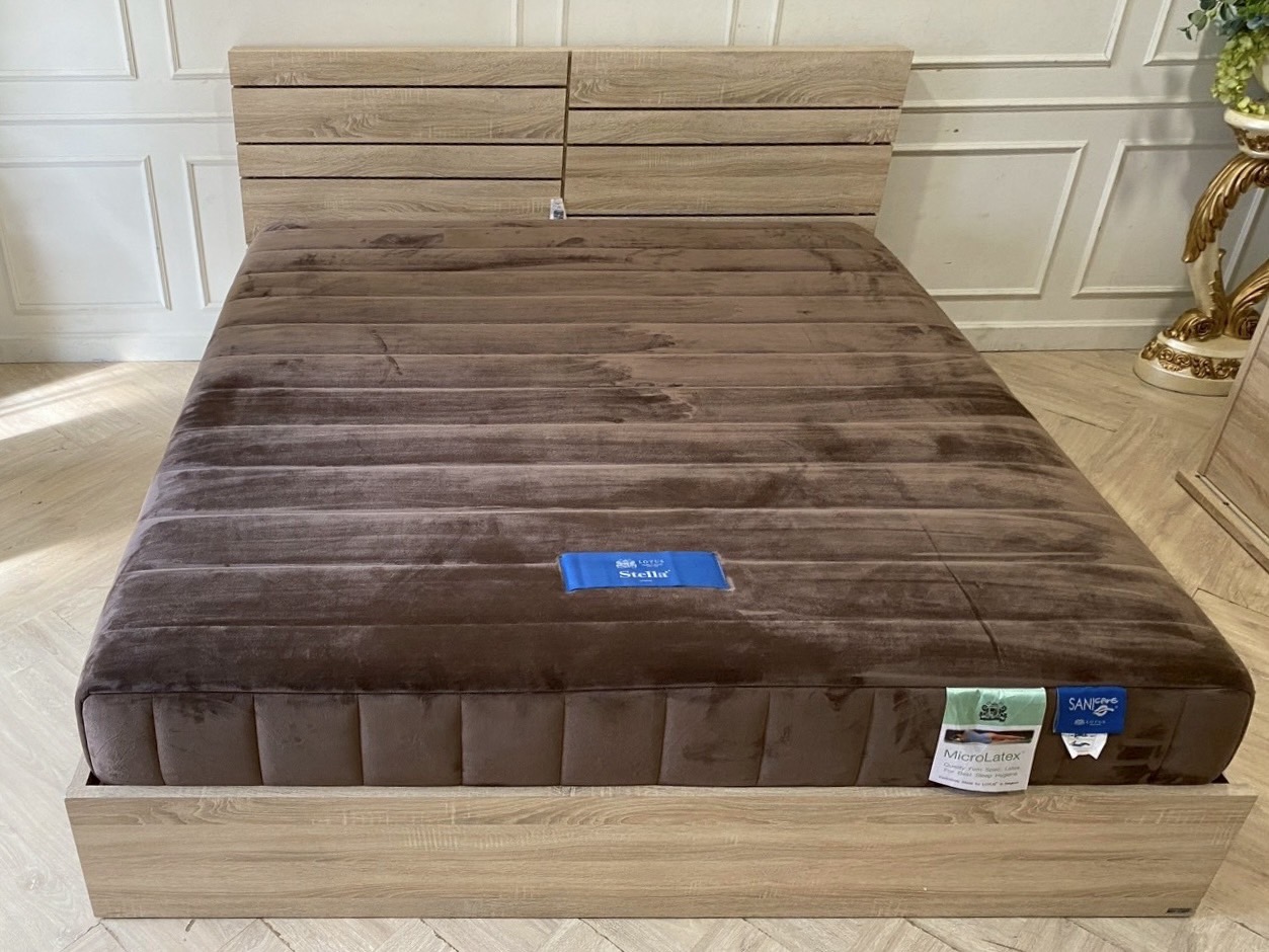 ที่นอนยางพารา 6 ฟุต ยี่ห้อ Lotus รุ่น Stella (1)