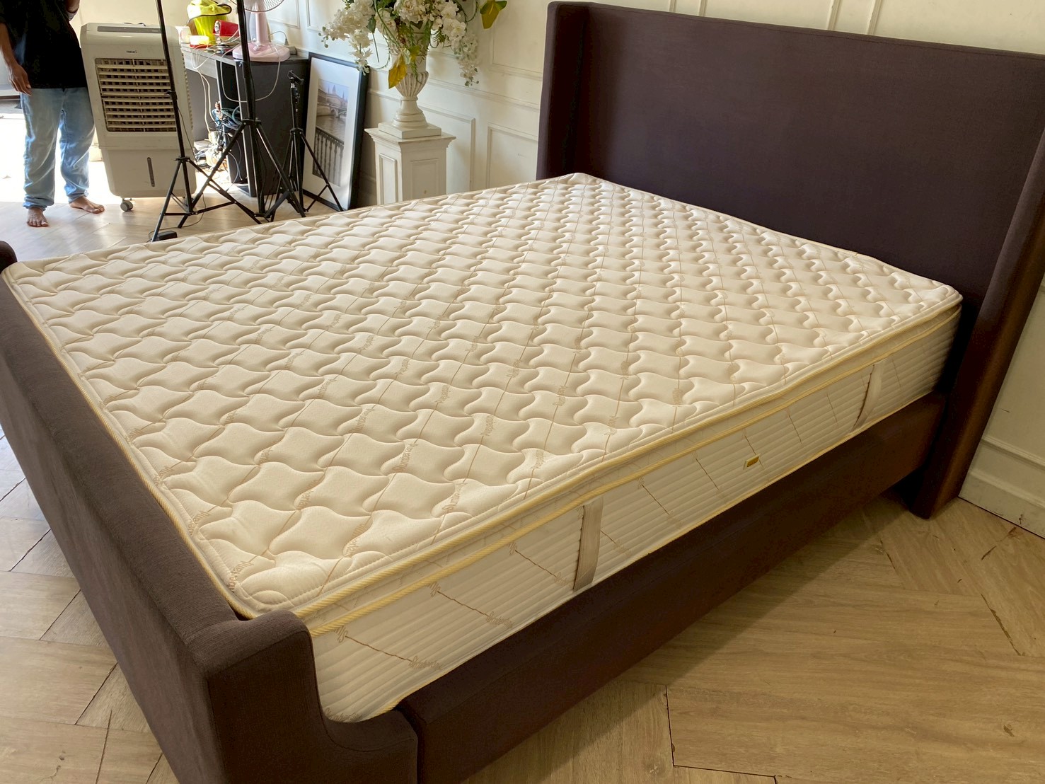 ที่นอน 5 ฟุต ยี่ห้อ Slumberland รุ่น Grand Suite หนา 11 นิ้ว สีขาว