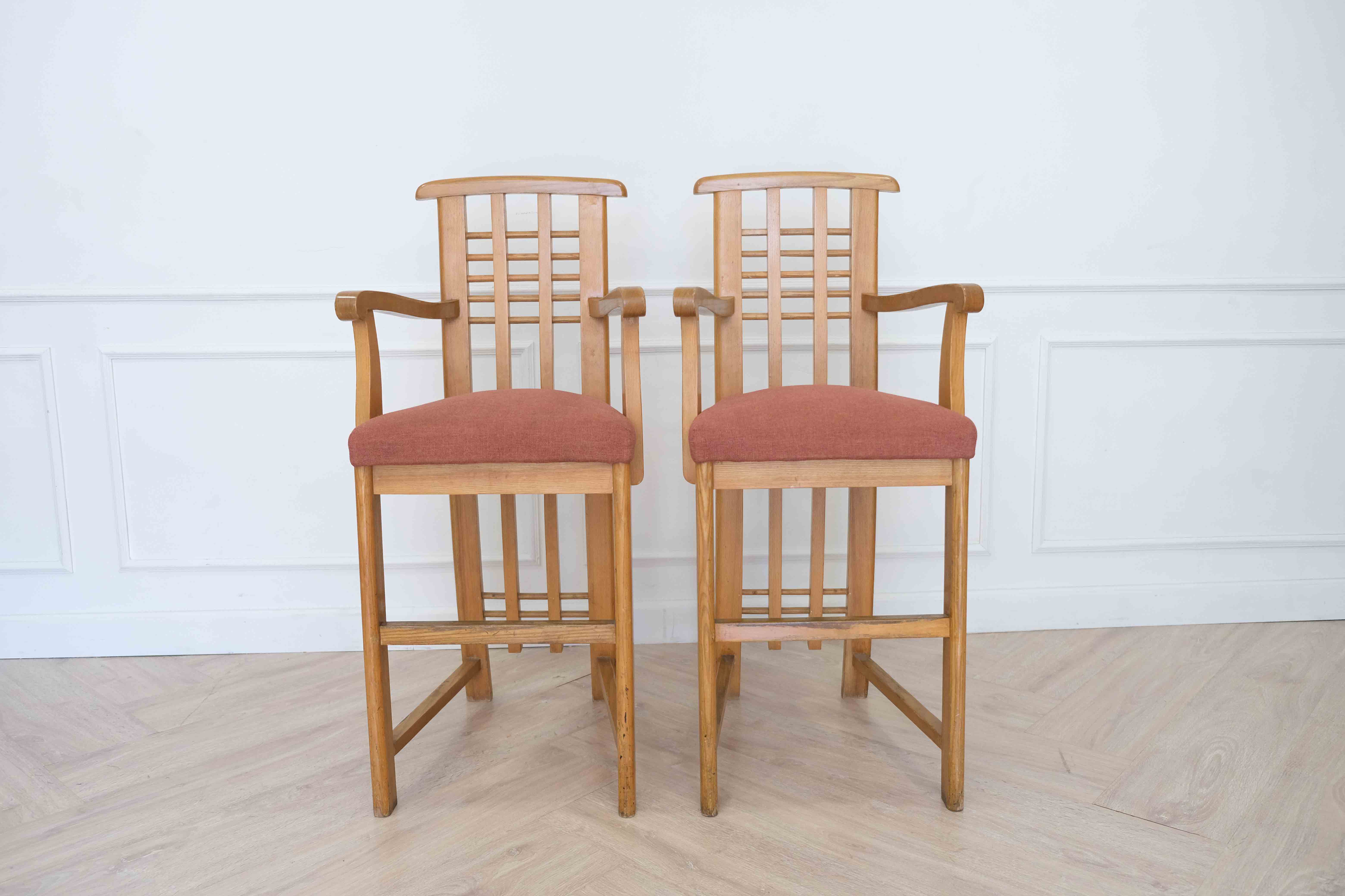 เก้าอี้เด็ก โครงไม้ (ที่นั่งสูง) เบาะผ้าสีส้มอิฐ (2)_42D2NWS7WG