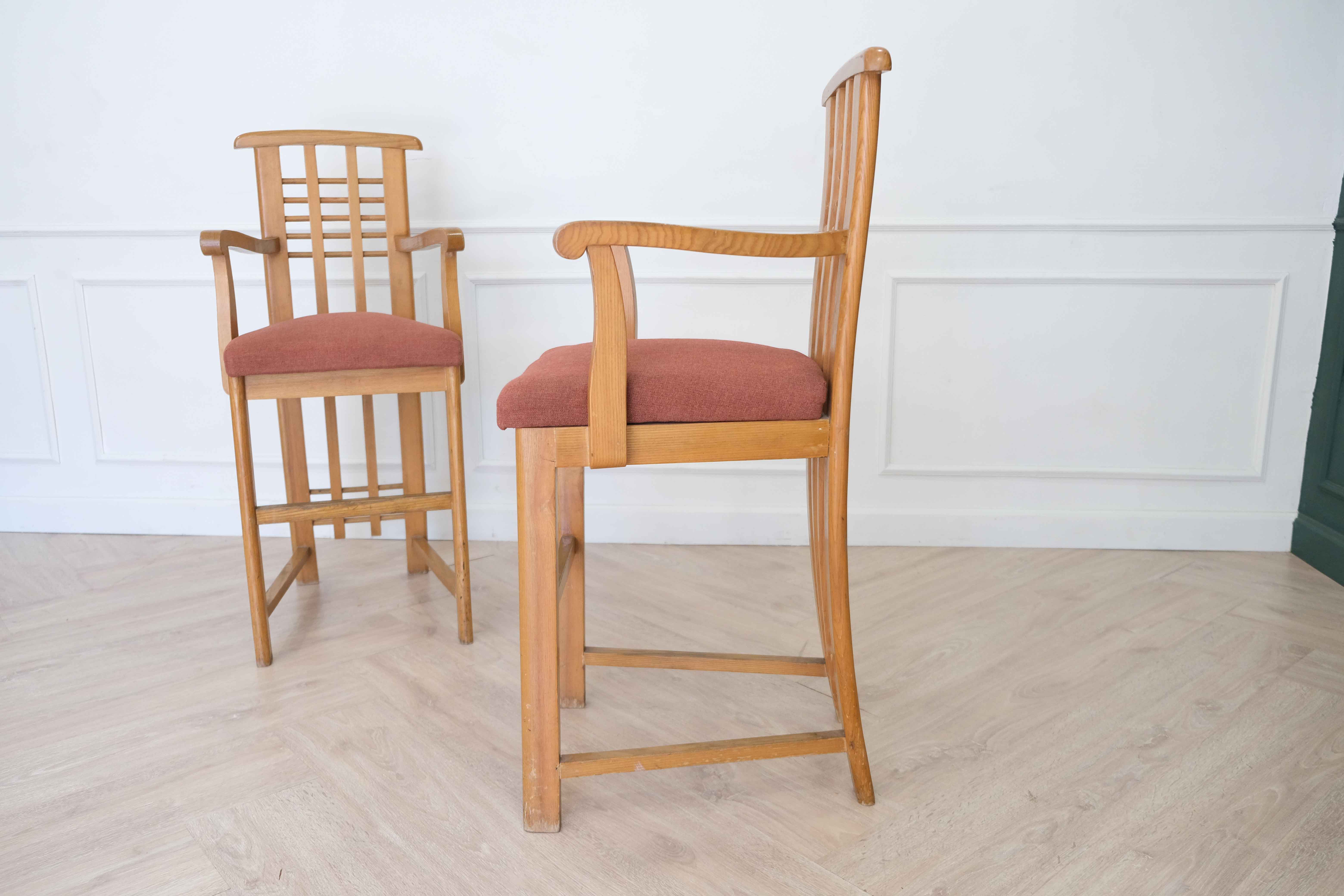 เก้าอี้เด็ก โครงไม้ (ที่นั่งสูง) เบาะผ้าสีส้มอิฐ (2)