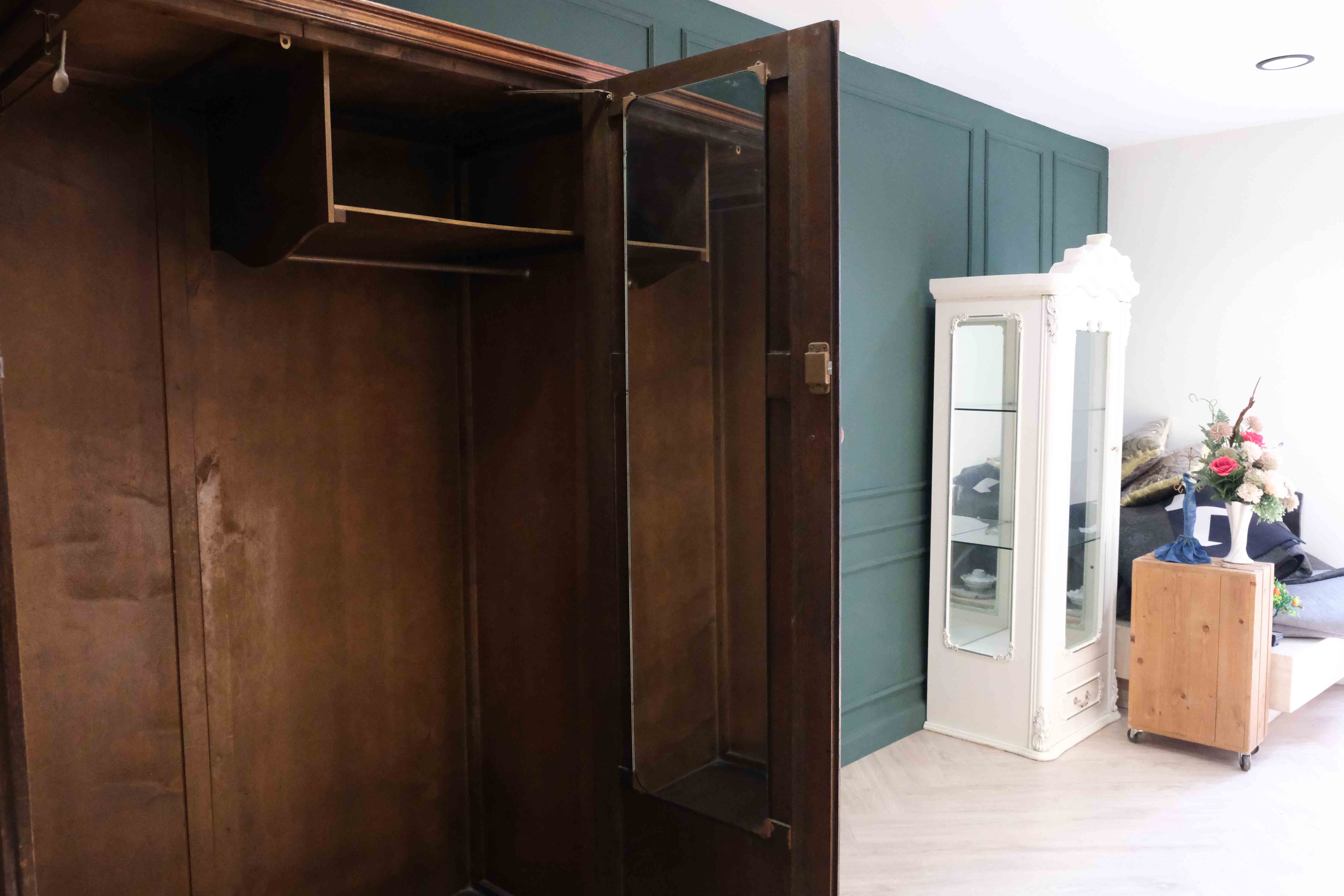 Oak wardrobe with long mirror.