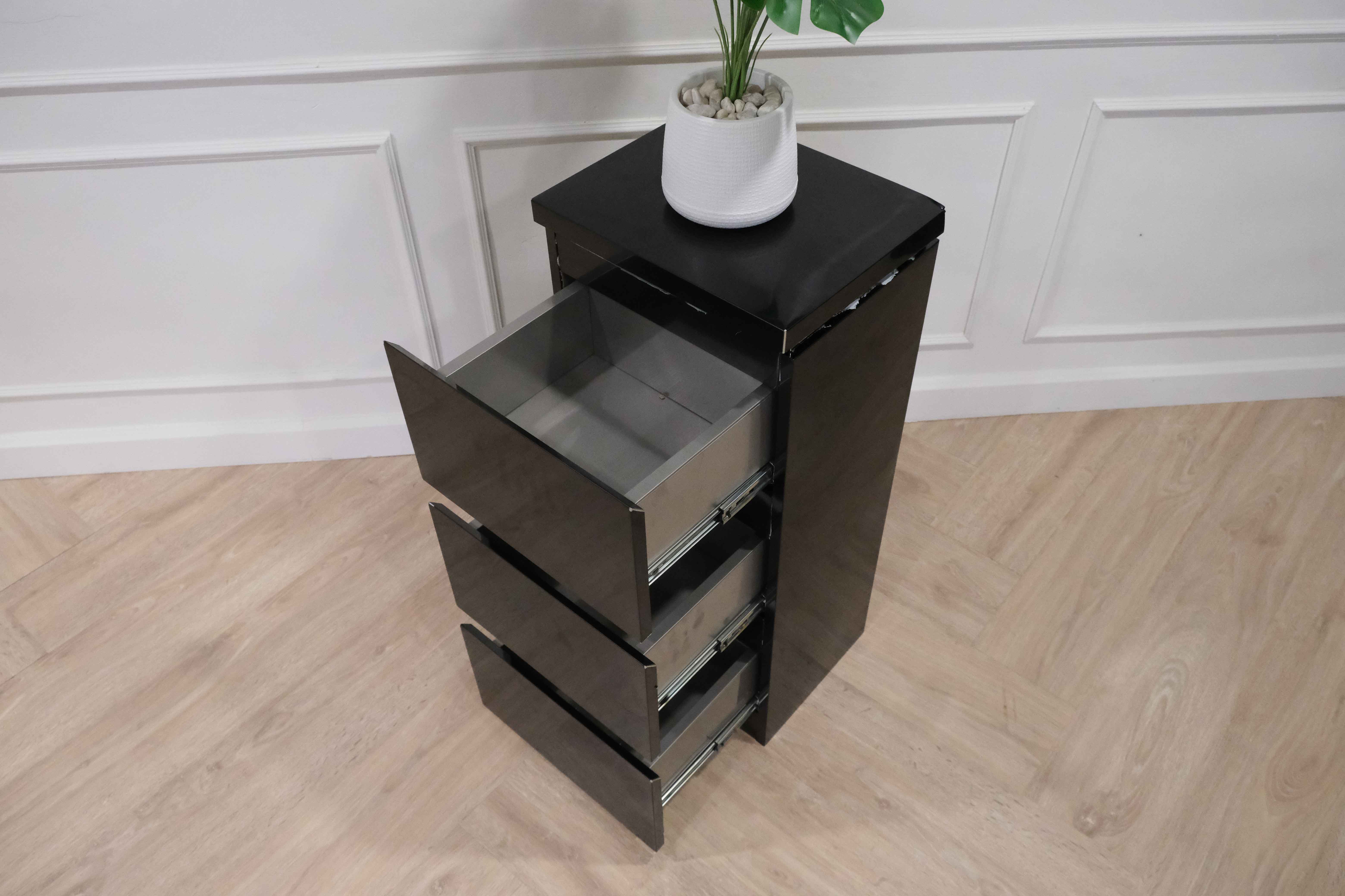 ตู้ร้านตัดผม ร้านเสริมสวย ตู้เหล็กลิ้นชัก 3ชั้นสีดำ  สินค้าใหม่ (5)