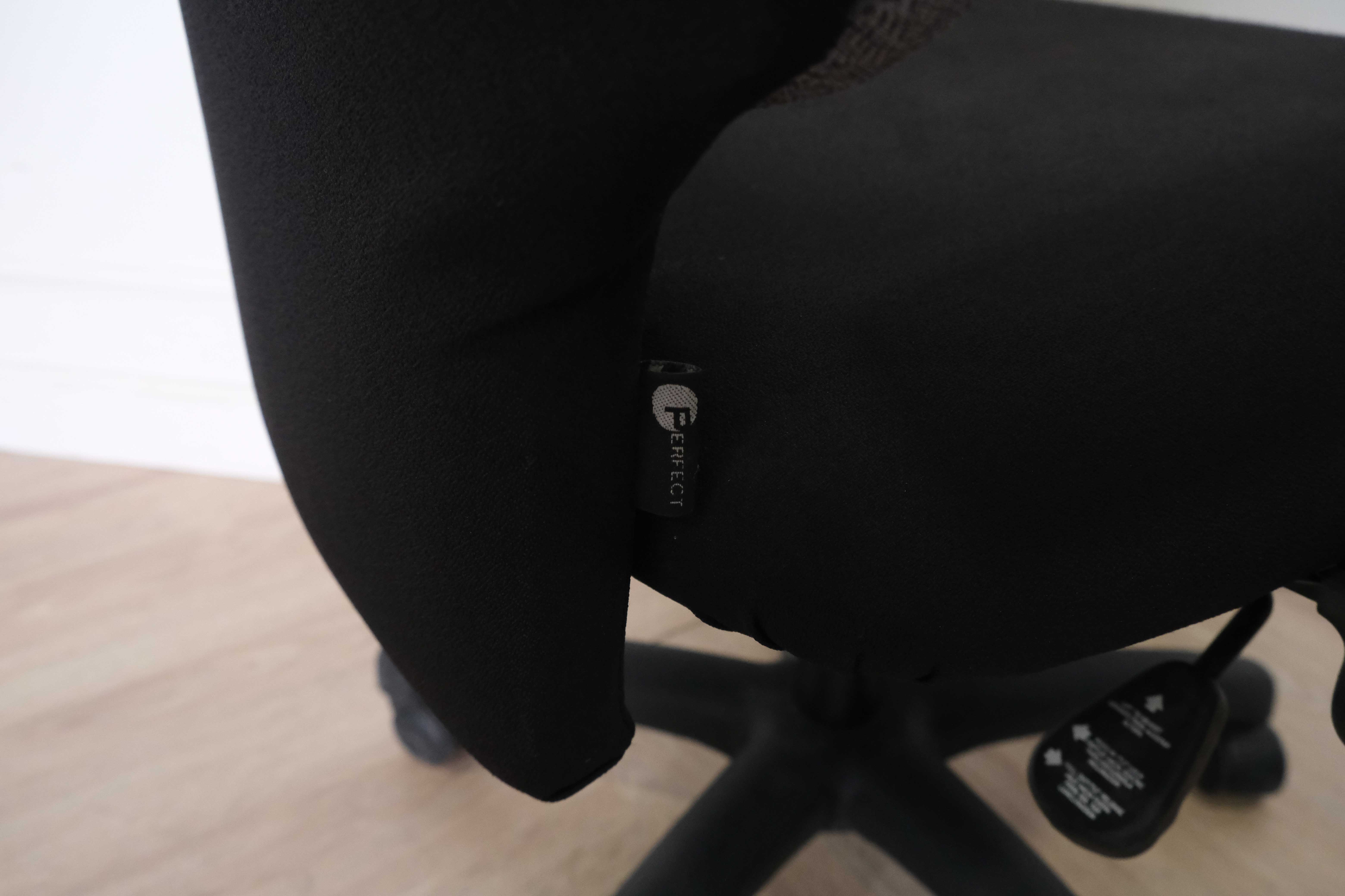 เก้าอี้สำนักงาน เบาะผ้า ดำ-เทา perfect (1)