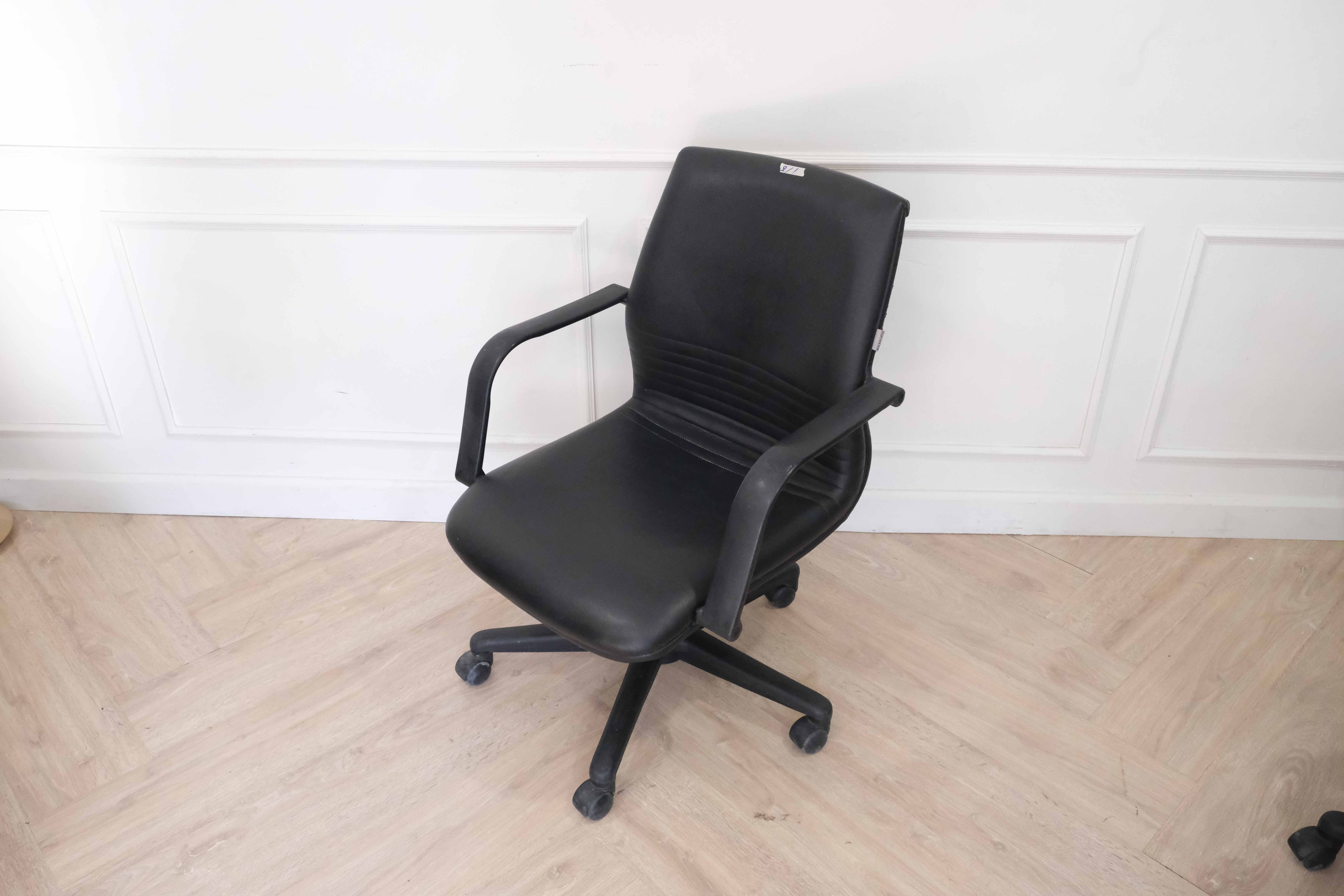 เก้าอี้สำนักงาน เบาะพนักพิงหนัง rockworth (1)