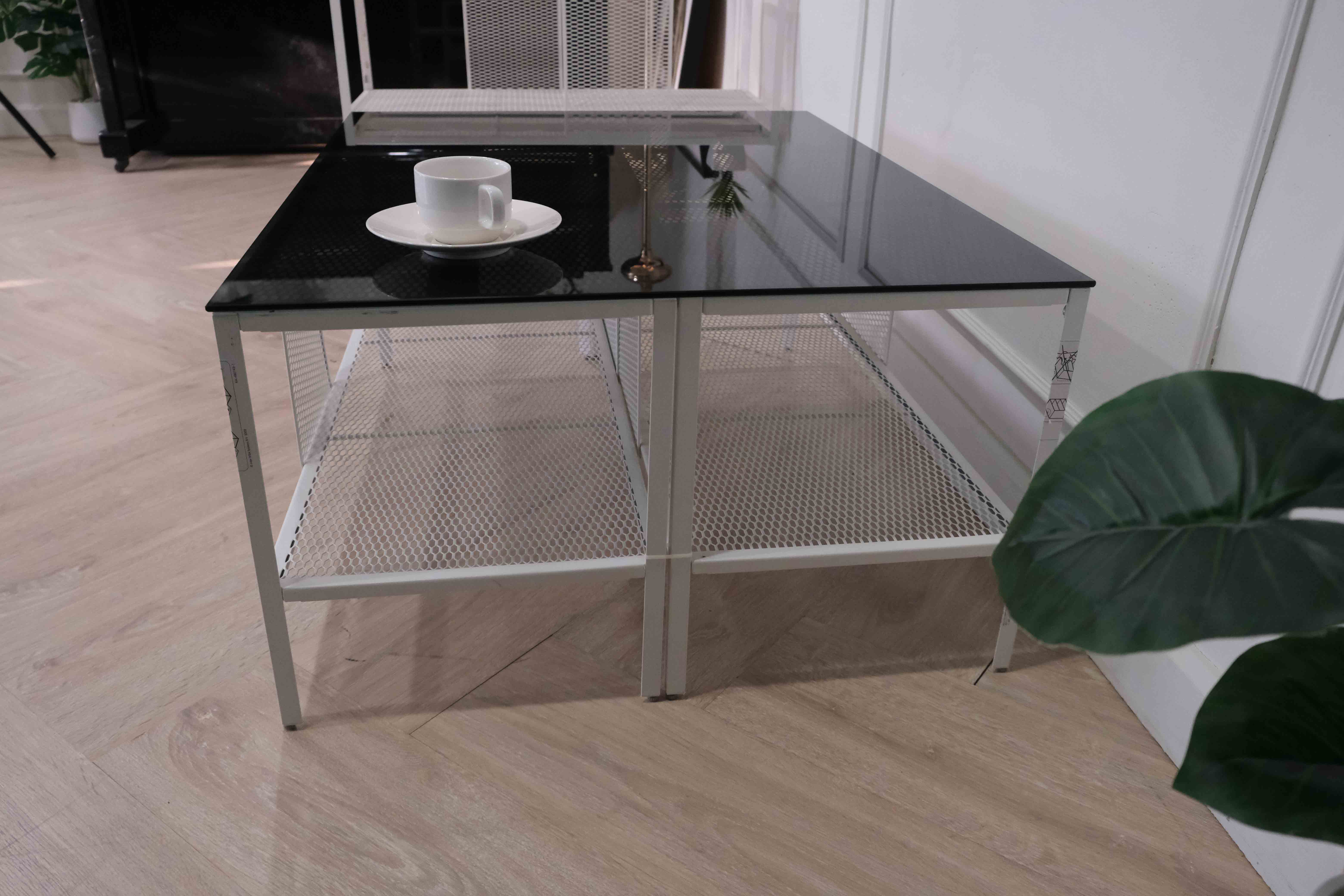 โต๊ะกลางกระจก โต๊ะกลางนั่งพื้น โครงเหล็ก มีชั้นวางของใต้โต๊ะ (1)