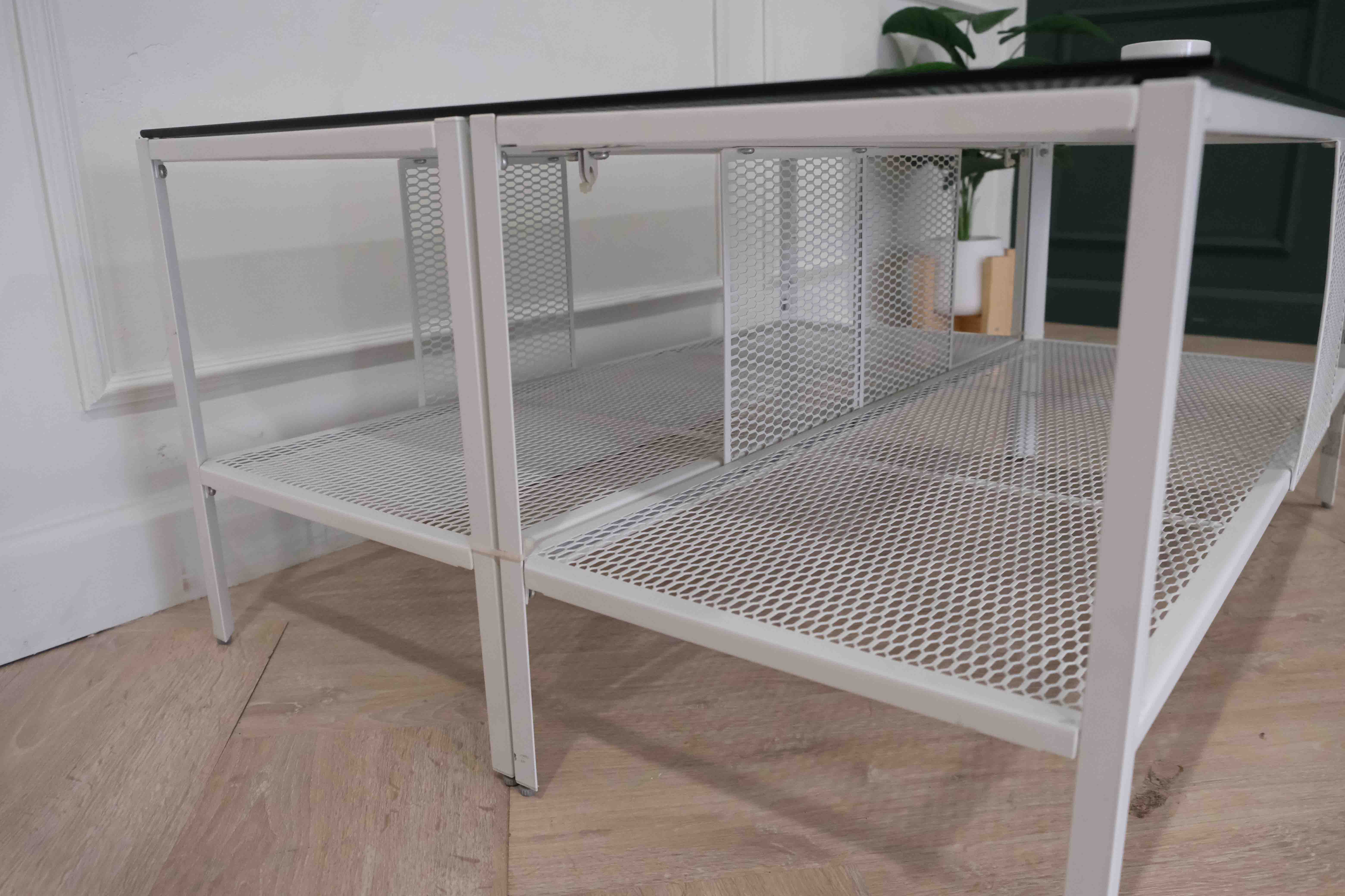 โต๊ะกลางกระจก โต๊ะกลางนั่งพื้น โครงเหล็ก มีชั้นวางของใต้โต๊ะ (1)