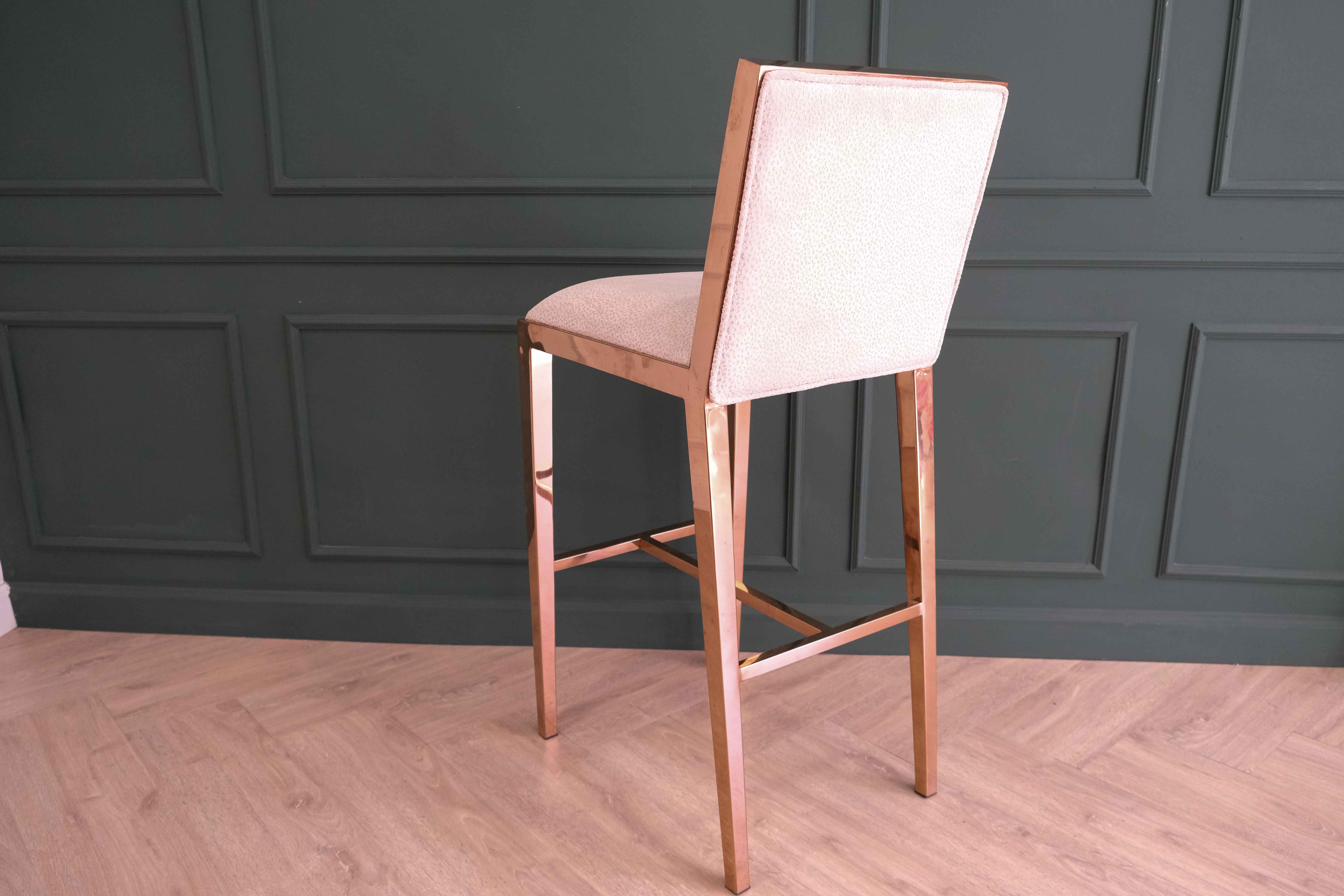 เก้าอี้บาร์ ขาสแตนเลส สี PinkGold เก้าอี้บาร์ Modern Luxury Style (1)