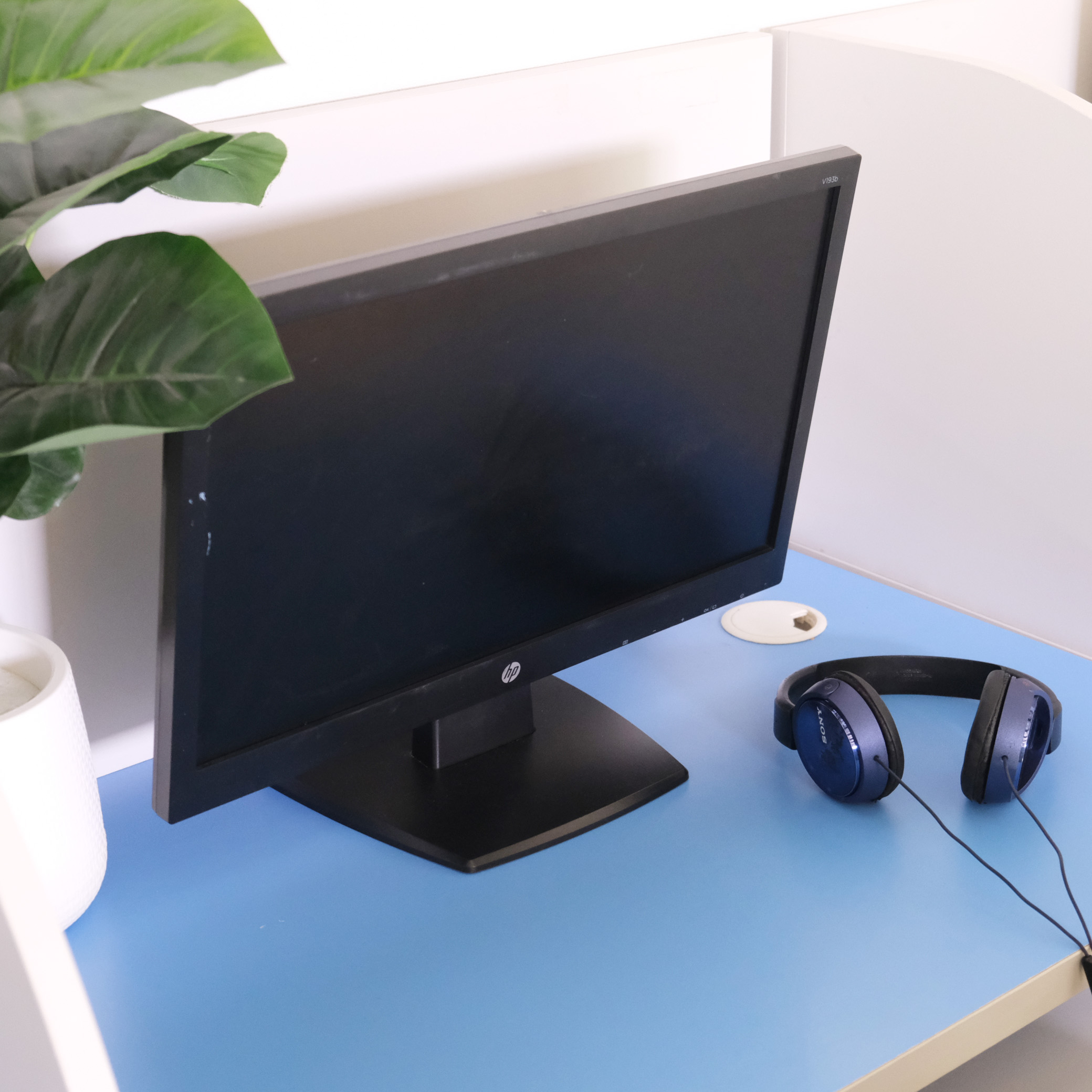 หน้าจอคอมพิวเตอร์ HP 18.5นิ้ว รุ่น V193b ใช้งานได้ปกติ (20)