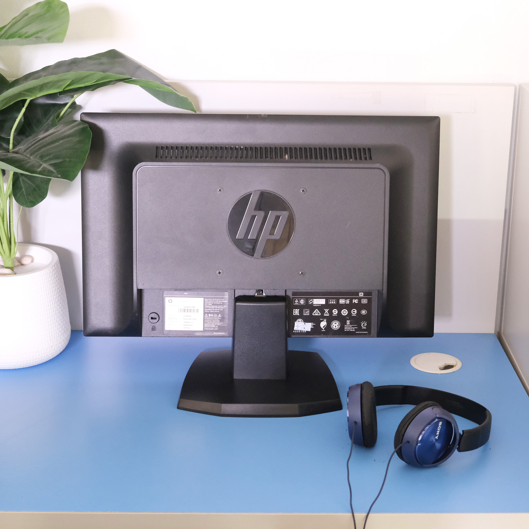 หน้าจอคอมพิวเตอร์ HP 18.5นิ้ว รุ่น V193b ใช้งานได้ปกติ (20)