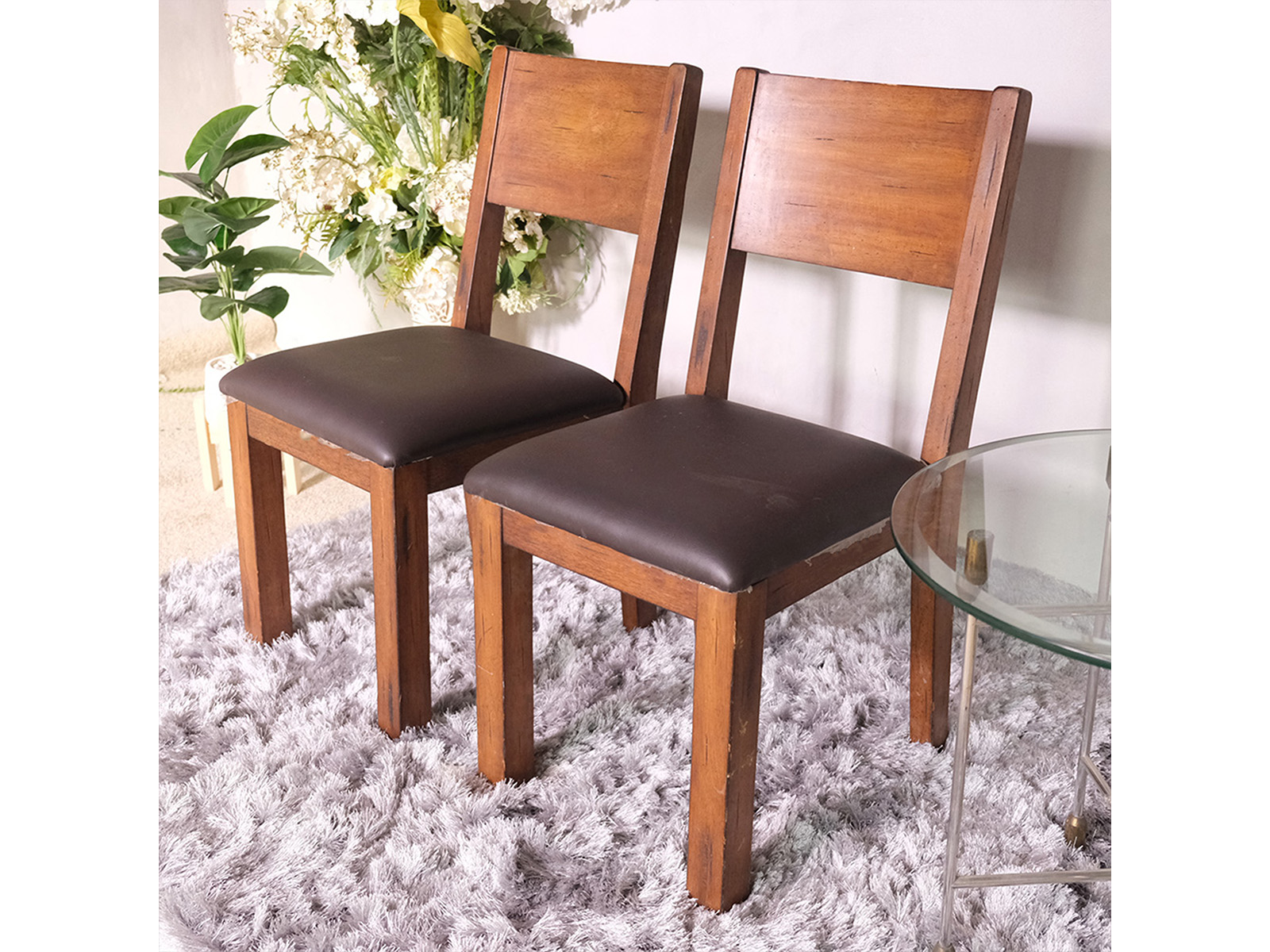 Wooden chair, dark brown leather seat, beautiful design, square legs.