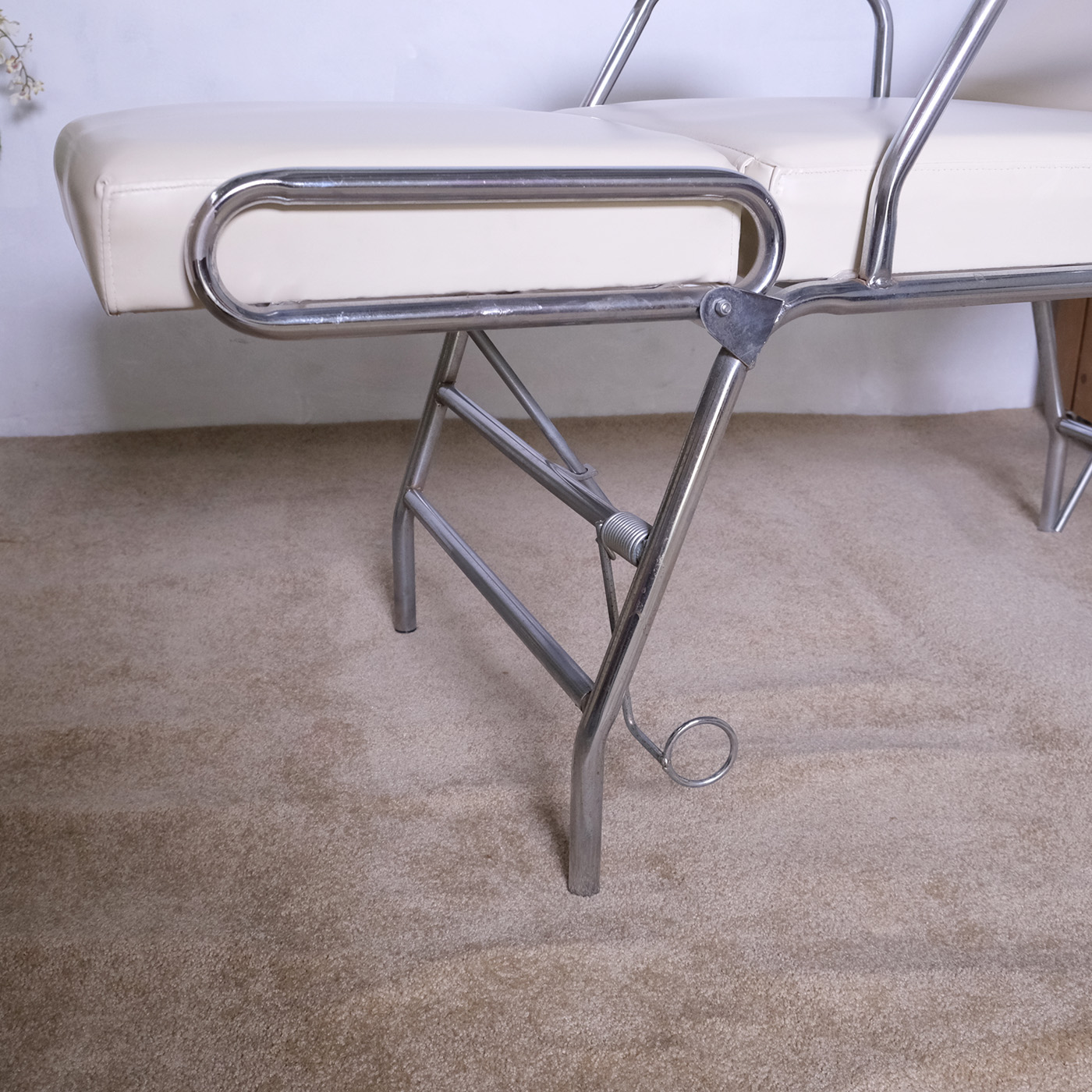 เตียงนวดพับโครงเหล็ก เตียงสักคิ้ว เตียงนวดสปา เตียงเสริมสวยลดราคา (4)