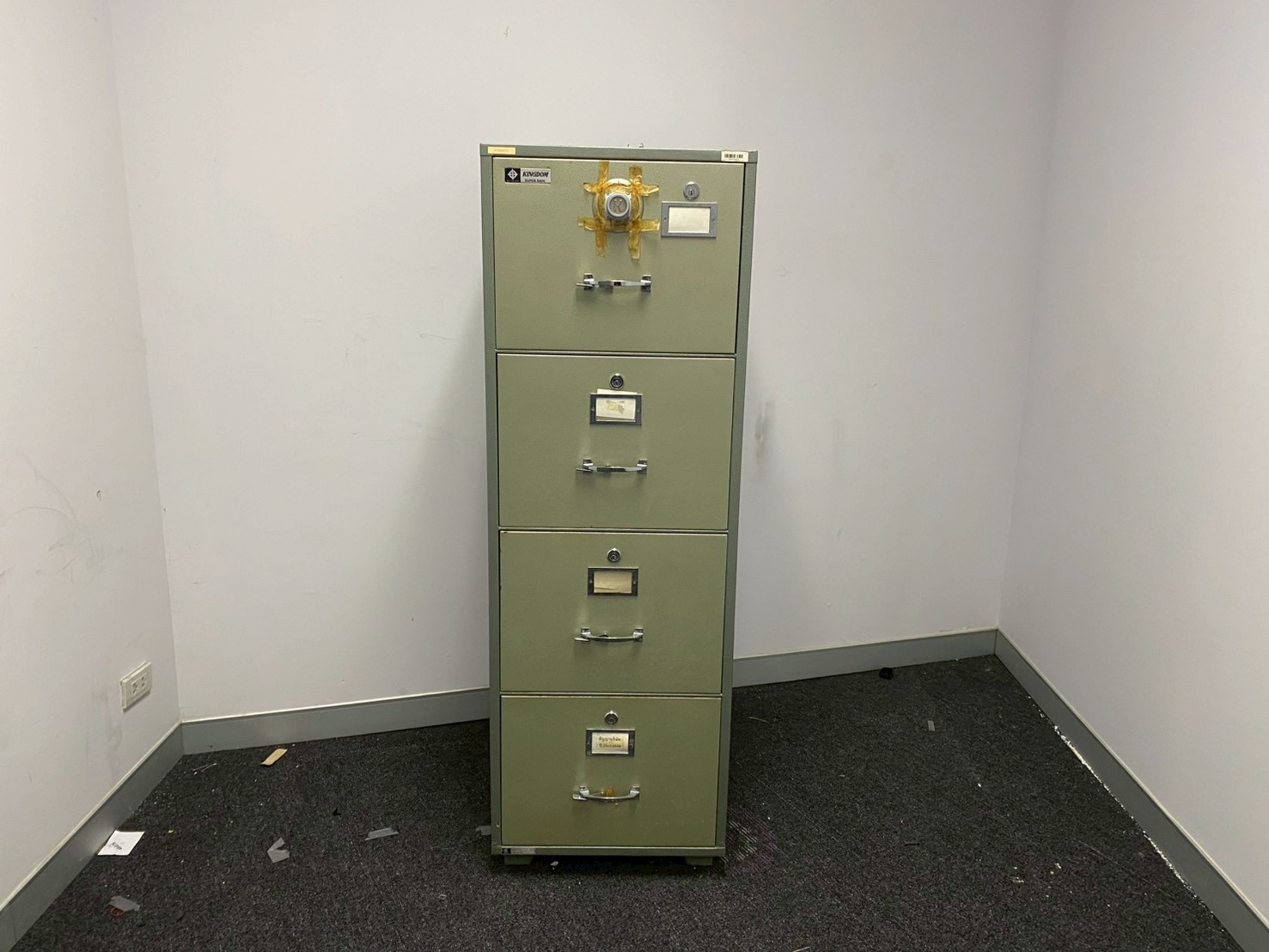 ตู้เซฟ 4 ลิ้นชัก ยี่ห้อ kingdom (3)