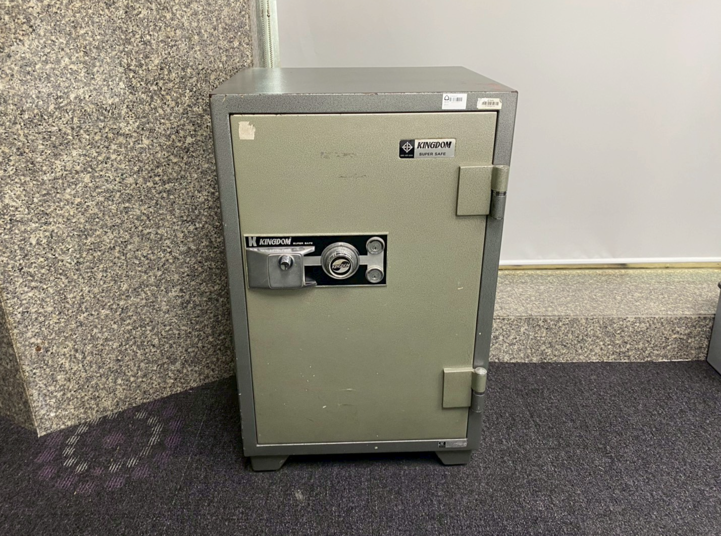 ตู้เซฟหมุนรหัส ยี่ห้อ kingdom (1)