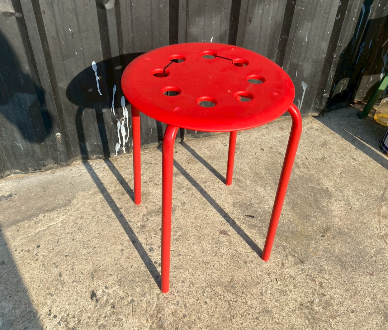 เก้าอี้สตูล ขาเหล็ก สีเเดง (1)