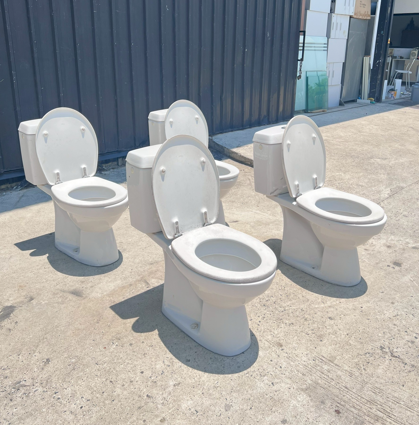 สุขภัณฑ์ โถสุขภัณฑ์ 2 ชิ้น ชักโครกเซรามิก คุณภาพดี (4)