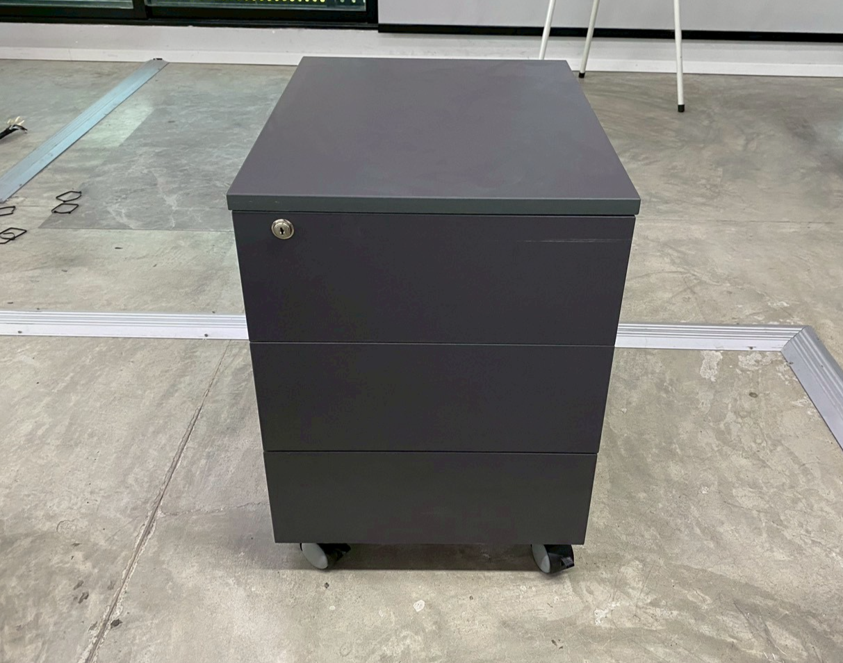 ตู้โมบาย 3 ลิ้นชัก ล้อเลื่อน สีเทาเข้ม (8)