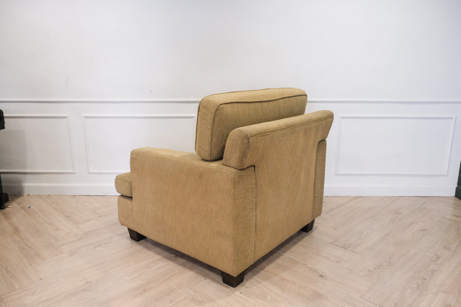 โซฟา 1 ที่นั่ง เบาะผ้าสีเหลืองอมเขียว เก้าอี้อาร์มแชร์ งานเกรดโรงแรม (1)