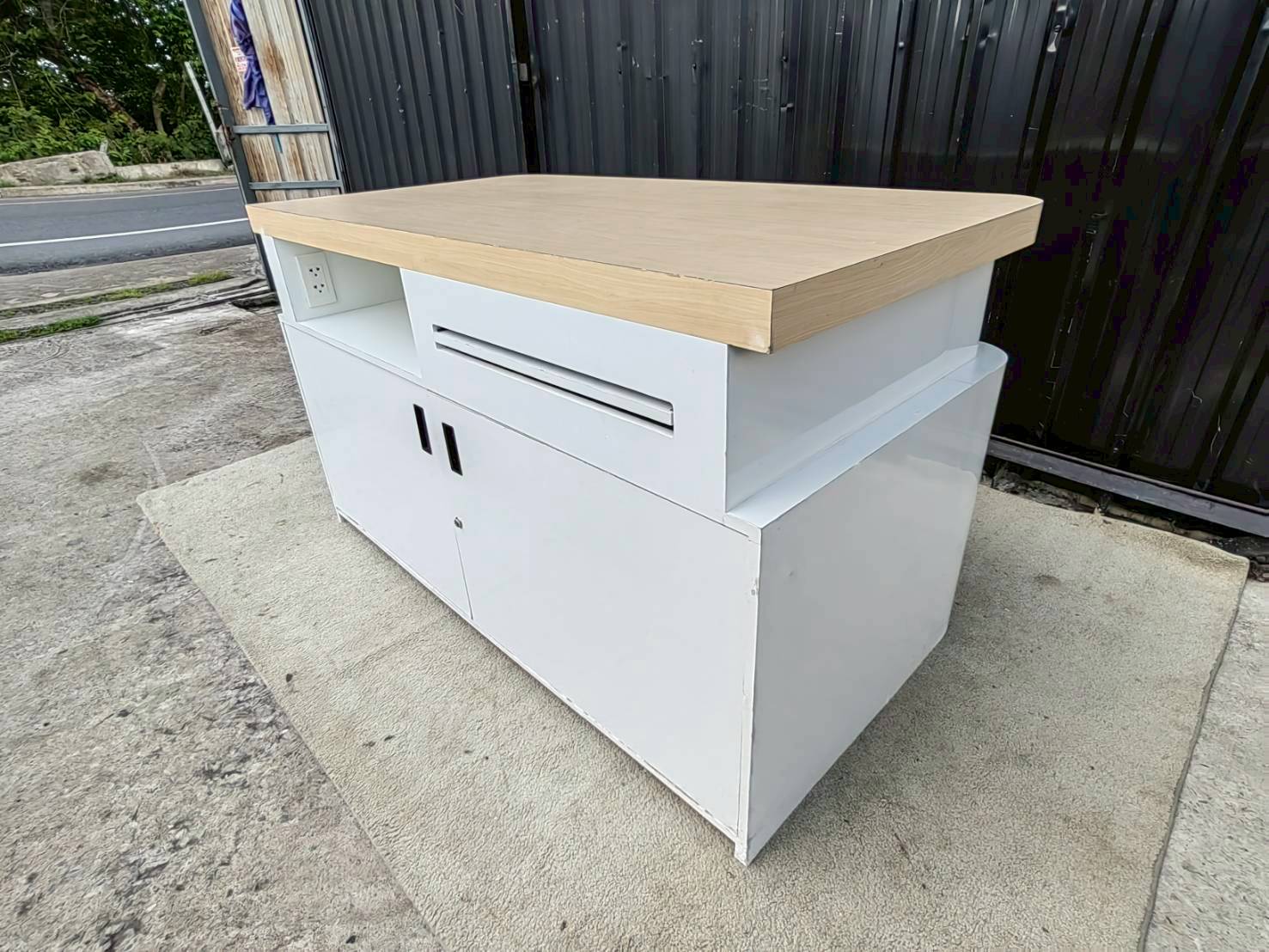 Exhibition Counter with Wood-Finish Top