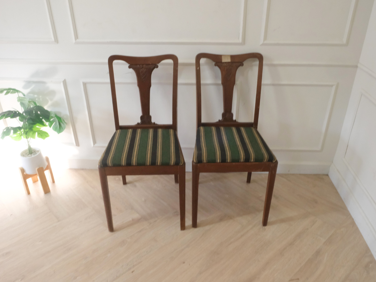 เก้าอี้ไม้ เบาะผ้าสีเขียว สีไม้วอลนัท งานยุโรปมาจากเยอรมนี(2)