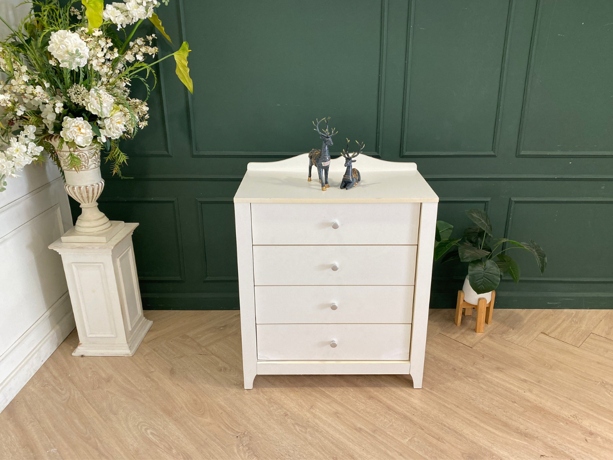 ตู้เก็บของ 4 ลิ้นชัก โครงไม้ สีขาว (1)