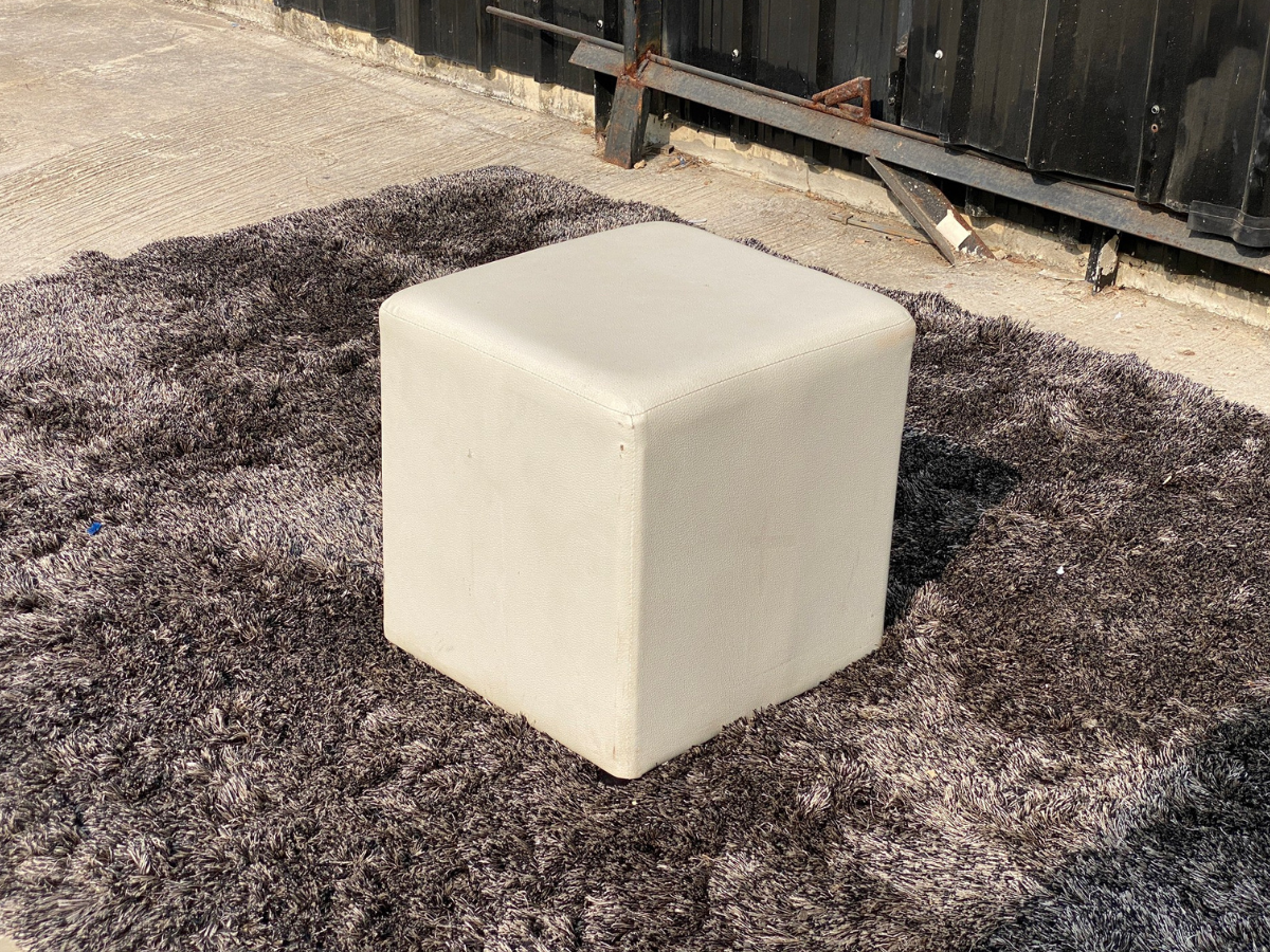 สตูล เบาะหนัง สีครีม (3)