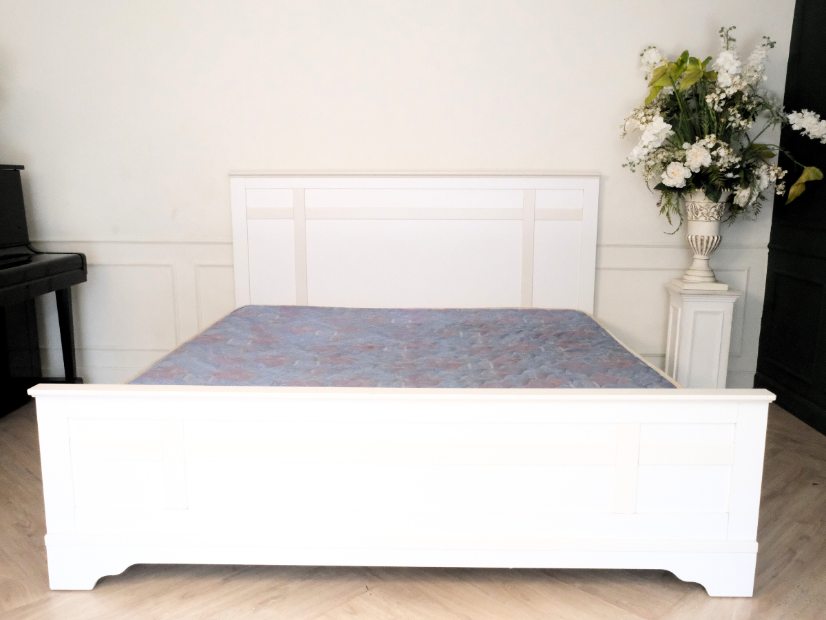 เตียงนอนพร้อมหัวเตียง  โครงไม้ สีขาว พร้อมที่นอน(1)