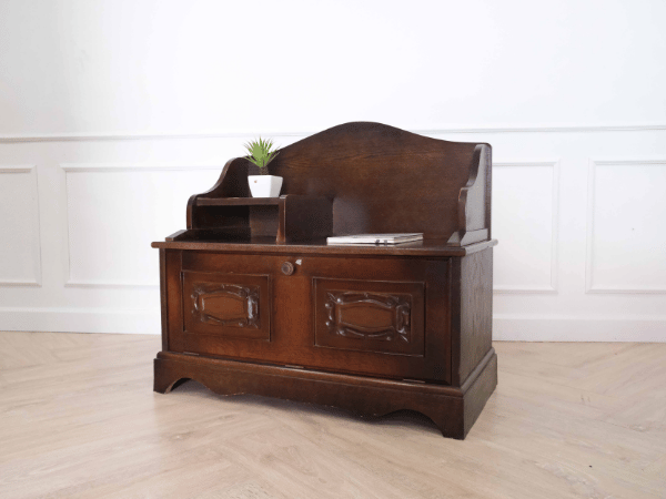 ตู้ไม้โอ๊ค งานนำเข้าจากยุโรป (1)