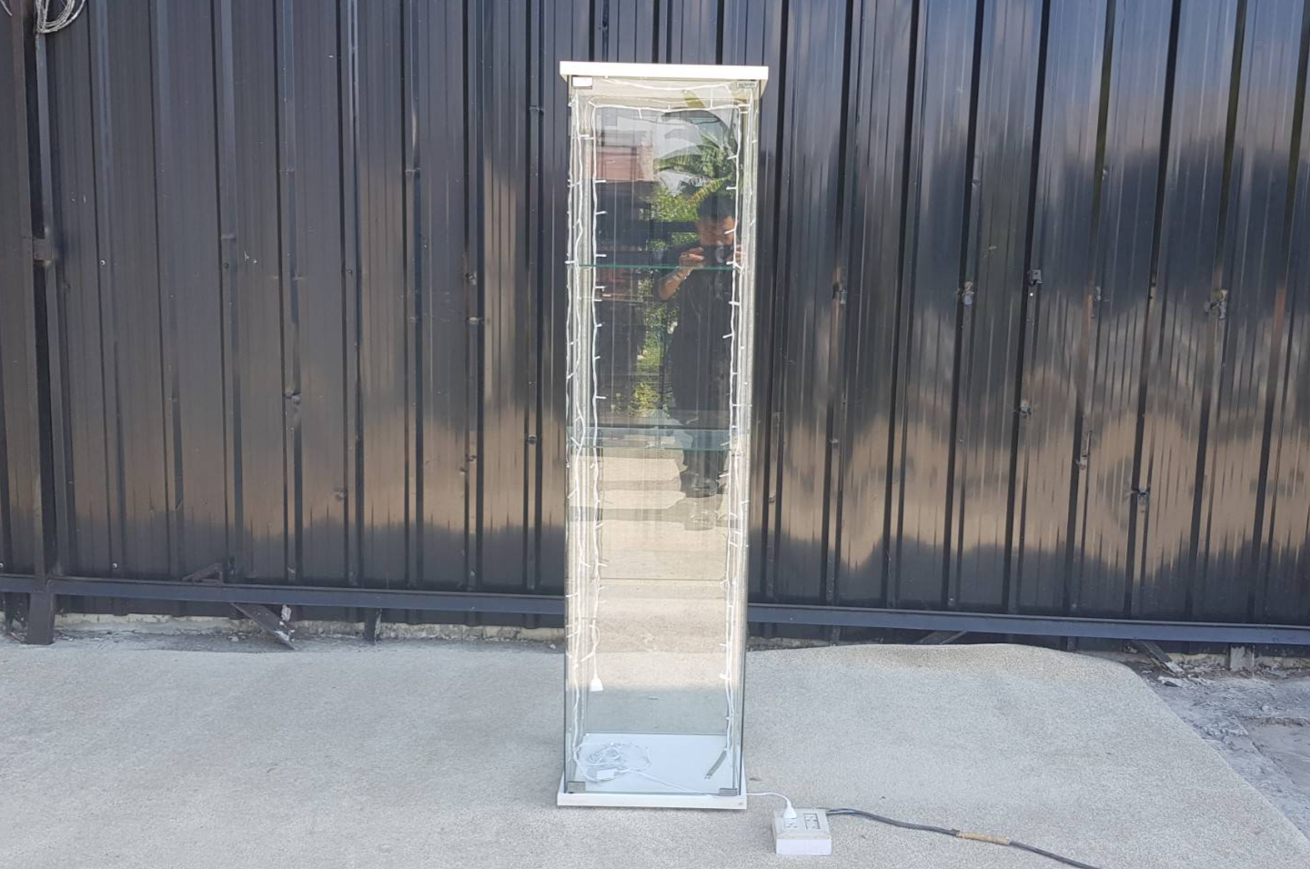 ตู้โชว์กระจก 4 ชั้นวาง สีขาว (1)