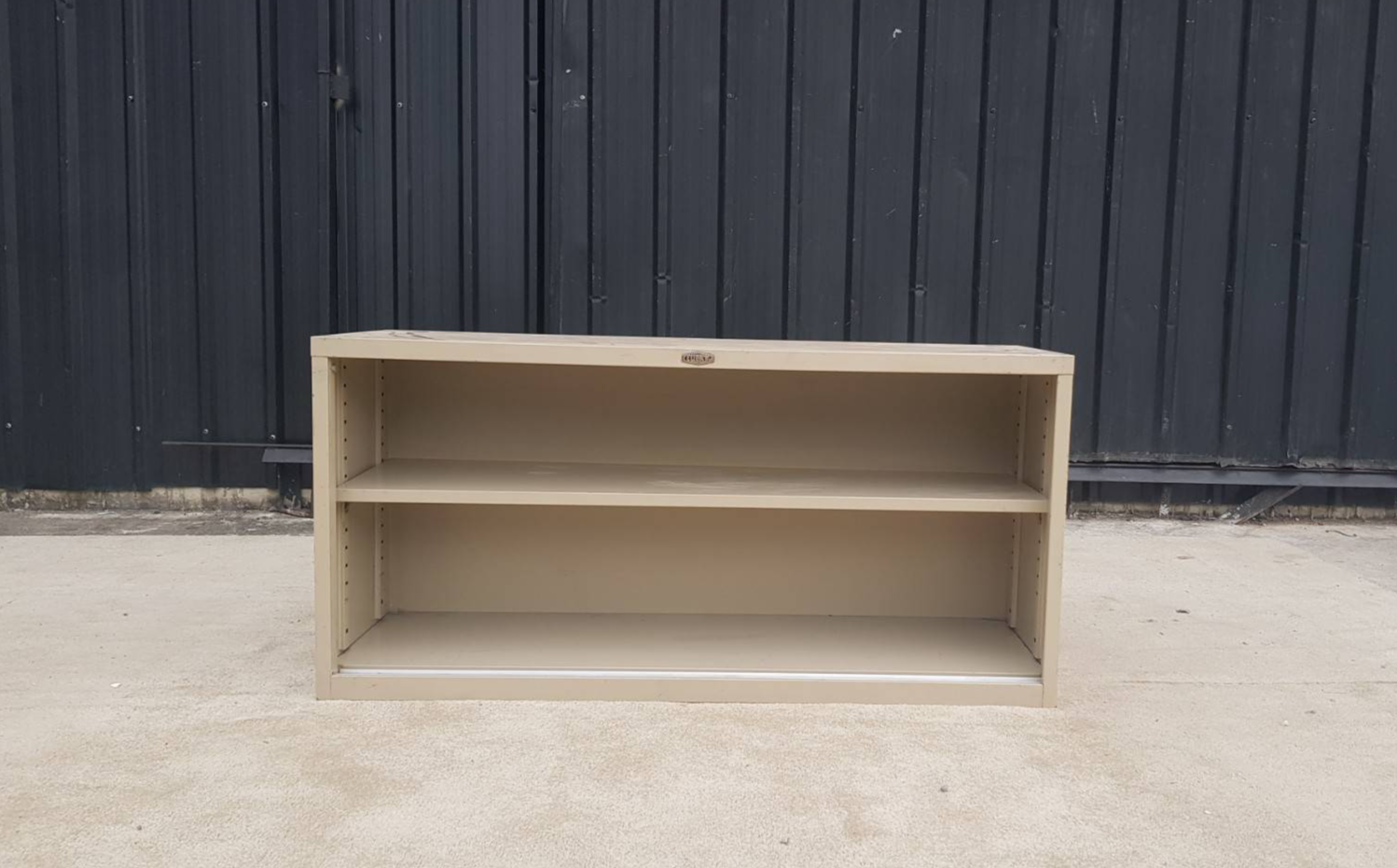 ตู้เอกสาร 2 ประตูบานเลื่อน โครงเหล็ก สีเทา ยี่ห้อ Lucky (1)