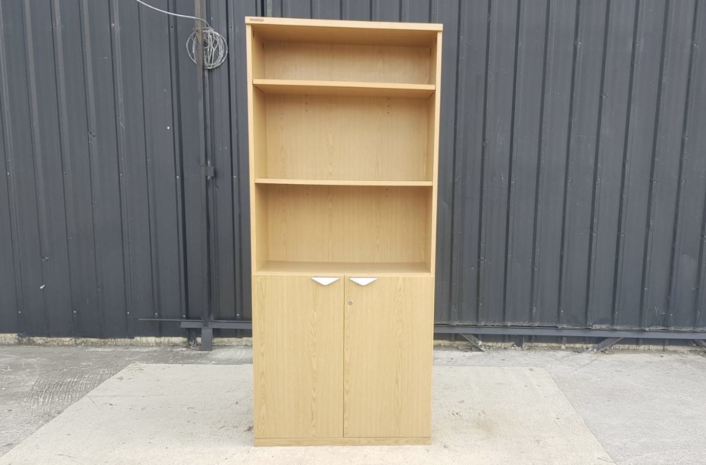 双门三格木质文件柜