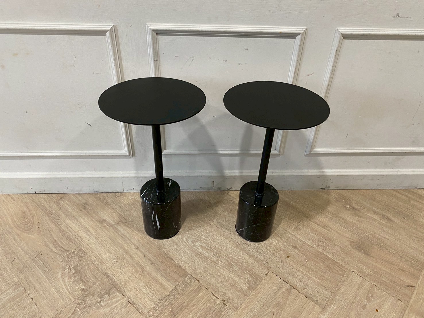 โต๊ะข้าง ทรงกลม สีดำ (2)