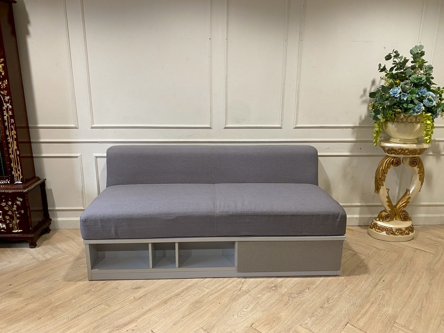 โซฟา 2 ที่นั่ง 1 ลิ้นชัก เบาะผ้า สีเทา (1)