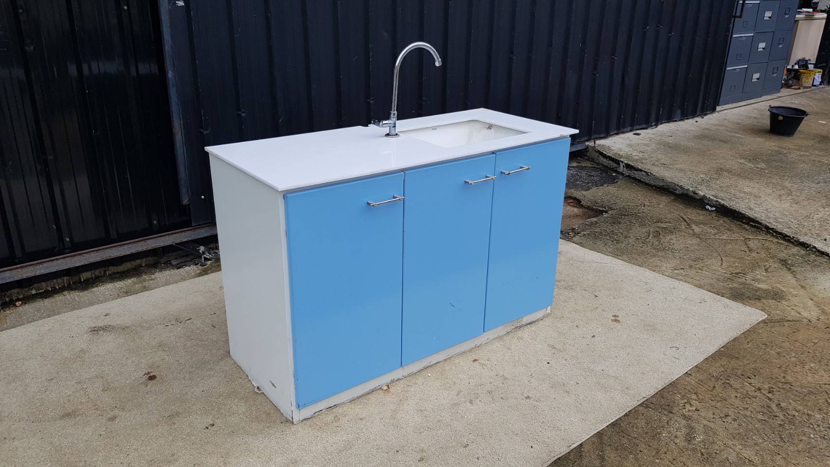 ซิงค์ล้างจาน 3 บานเปิด สีฟ้า (1)