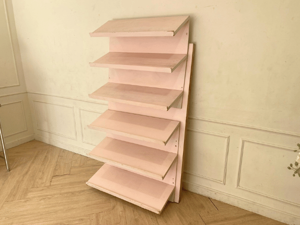 ชั้นวางหนังสือ 6 ชั้น โครงไม้ สีชมพู (1)