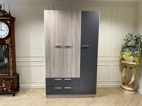 ตู้เสื้อผ้า 3 บานเปิด 4 ลิ้นชัก สไตล์โมเดิร์น (1)