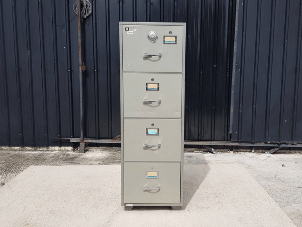4-drawer safe, Kingdom brand, model SA-704