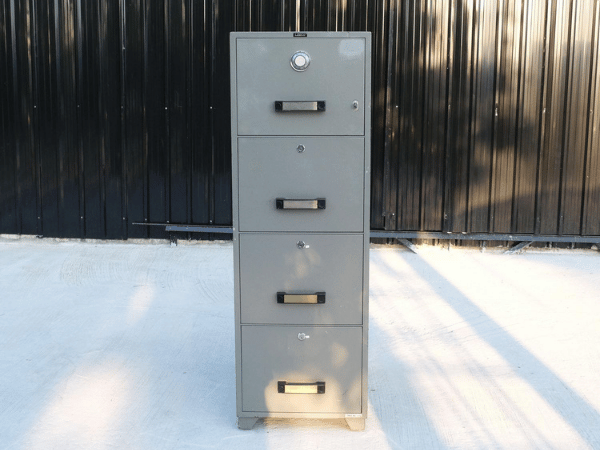 ตู้เซฟ 4 ลิ้นชักแฟ้มแขวน 330 กก. ลีโก้ รุ่น LEECO-TB4C-4D (พร้อมรหัสและกุญแจ) (1)