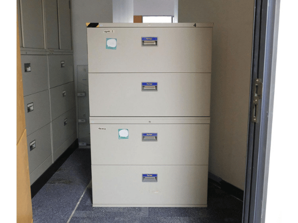 Steel filing cabinet with 4 hanging file drawers