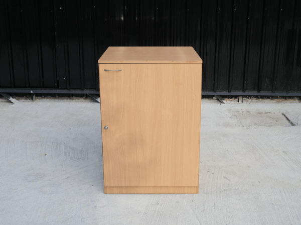 多用途木柜，1门，米色，内开。