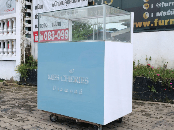 ตู้จิวเวลรี่ ตู้กระจกโชว์สินค้า 2 ลิ้นชักกระจก สีฟ้า-ขาว (ตู้โชว์โมเดล/ตู้โชว์กระเป๋า/ตู้โชว์เครื่องประดับ) (1)