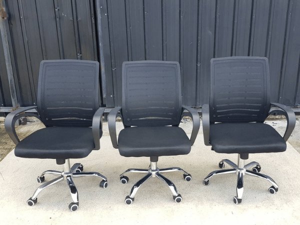 เก้าอี้สำนักงาน เบาะผ้า พนักพิงตาข่าย สีดำ (2?รอตัดสต๊อก)