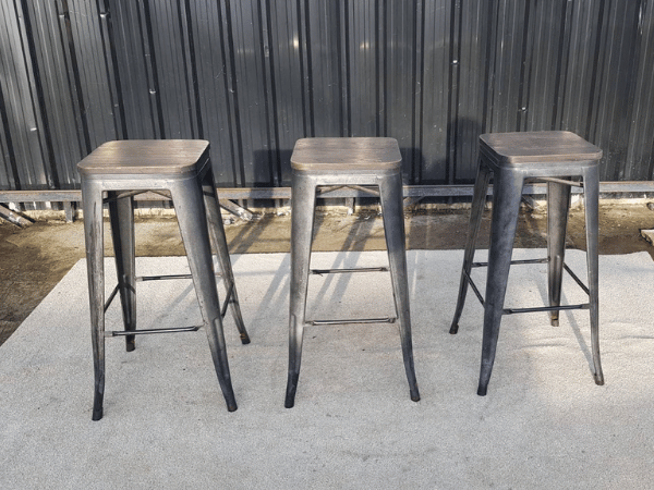 Bar chair, steel legs, wooden top, brown