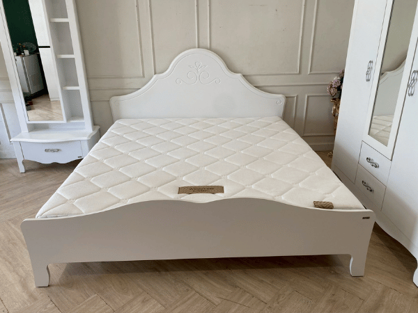 ที่นอน 6 ฟุต หนา 8 นิ้ว ยี่ห้อ WOODFIELD E-HYBRID (1)