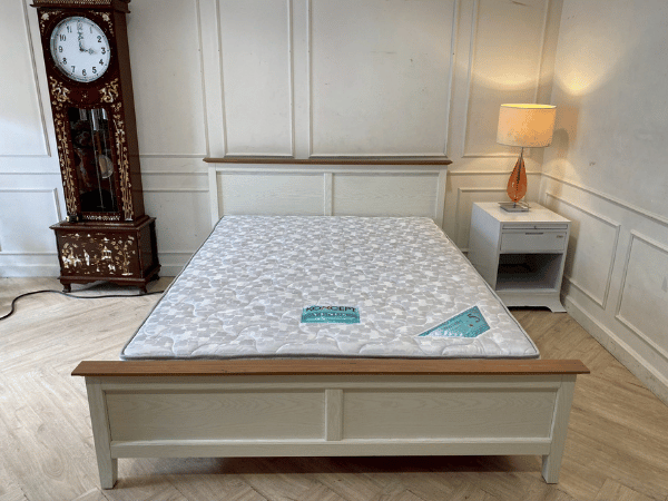 เตียงพร้อมที่นอน super spring เสริมยางพารา 5 ฟุต หนา 9 นิ้ว ยี่ห้อ Koncept (1)