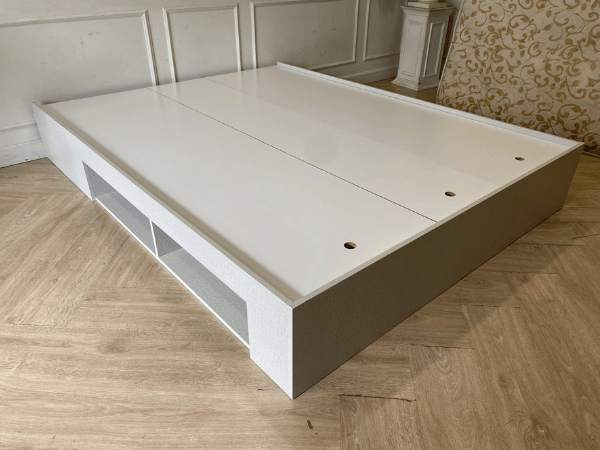 เตียง 5 ฟุต พร้อมช่องเก็บของด้านข้าง 2 ช่อง สีเทา (1)