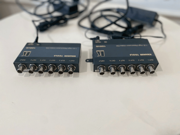 เครื่องขยายสัญญาณวิดีโอคอมโพสิต Kramer 105VB (2)