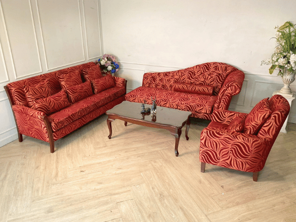 ชุดโซฟารับแขก เบาะผ้า สีแดง สไตล์ วินเทจ (1)