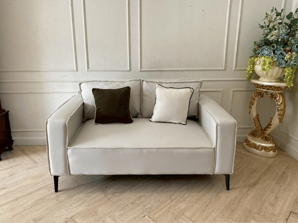 โซฟา 2 ที่นั่ง เบาะผ้า สีเทา พร้อมหมอน ยี่ห้อ Morninglux (1)