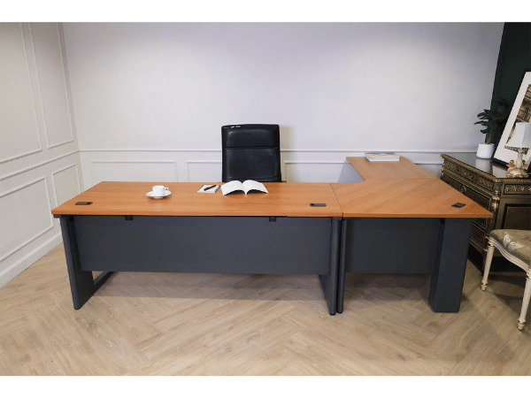 ชุดโต๊ะทำงานผู้บริหาร 3 ชิ้นต่อกัน เข้ามุม L หน้าไม้ ขาเหล็ก Rockworth (มีหลายเซ็ต)