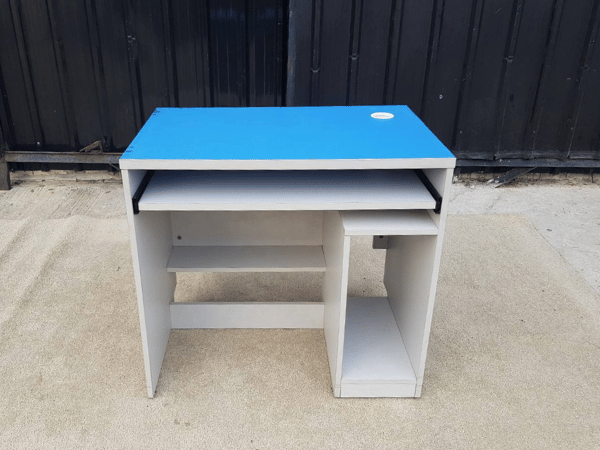 โต๊ะทำงาน โต๊ะคอลเซนเตอร์ Telesale ท็อปไม้สีฟ้า ขาไม้สีเทา(5)